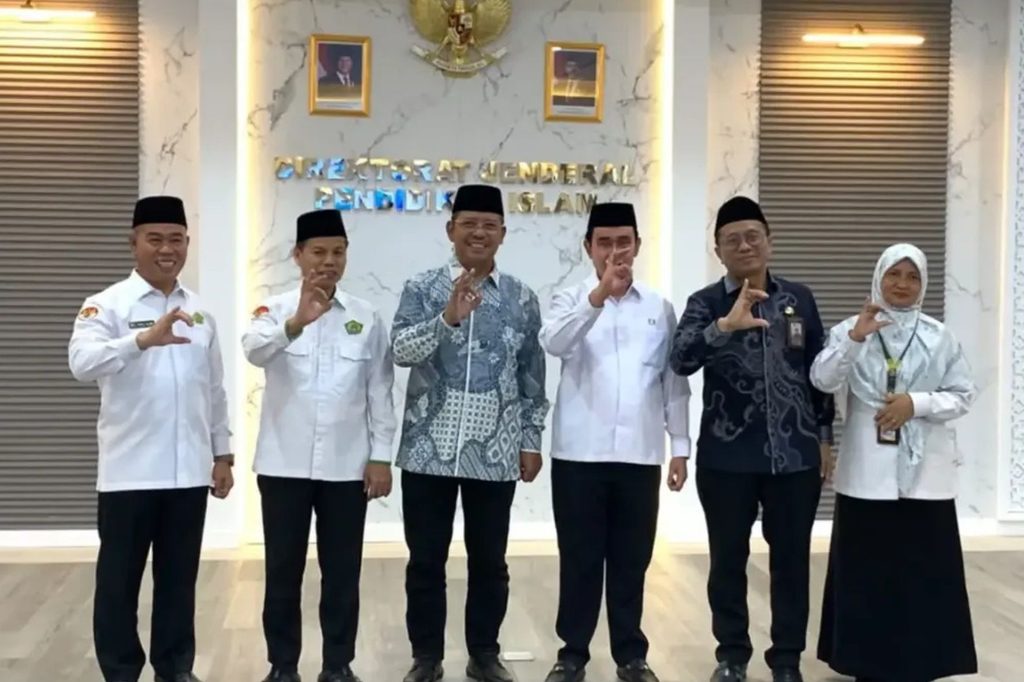 Dirjen Pendis Lantik Khoirul Anam jadi Kepala MAN IC Serpong